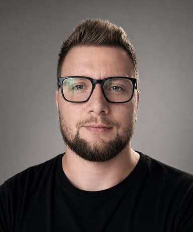 Дмитрий Зинов